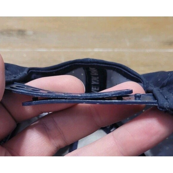 Red Bull Holden Racing Team Embroidered Team Cap Navy Blue Snapback Hat HRT - Picture 7 of 7